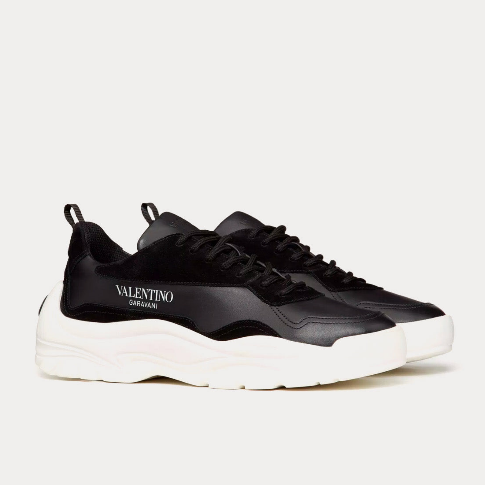 Valentino Garavani Gumboy Men Sneakers Lateral View