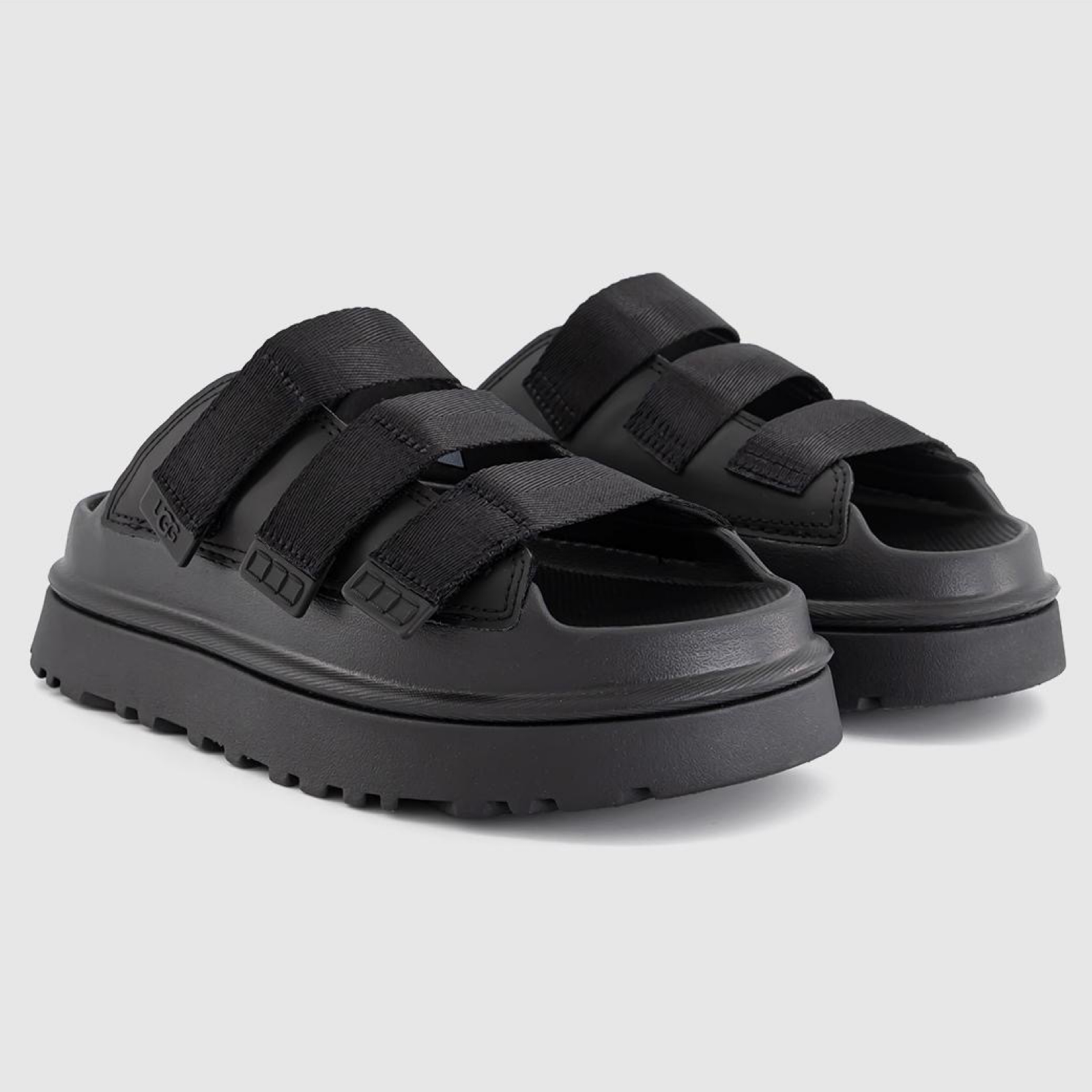 Дамски черни чехли UGG 1167430 Medial View