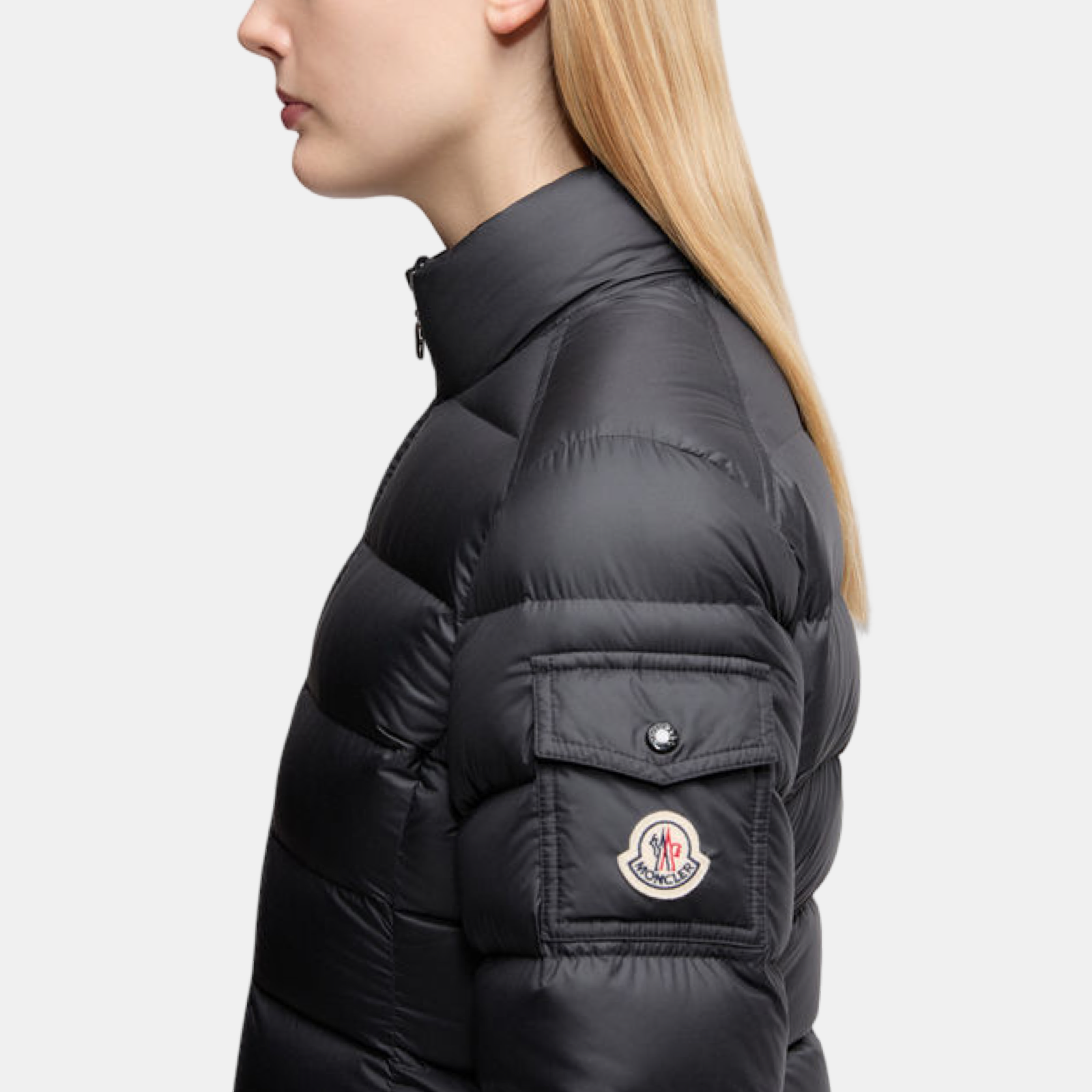 Moncler Igesse Women Down Jacket K20931C00001596ZR Close-Up