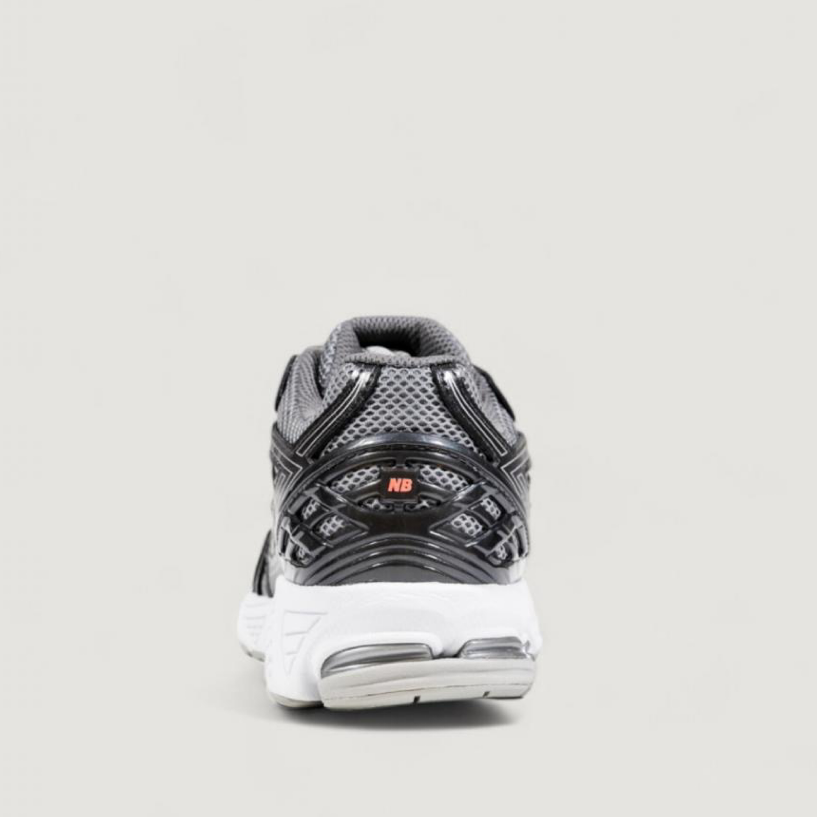 Дамски маратонки New Balance 1906R Women Sneakers GC1906CO Heel View