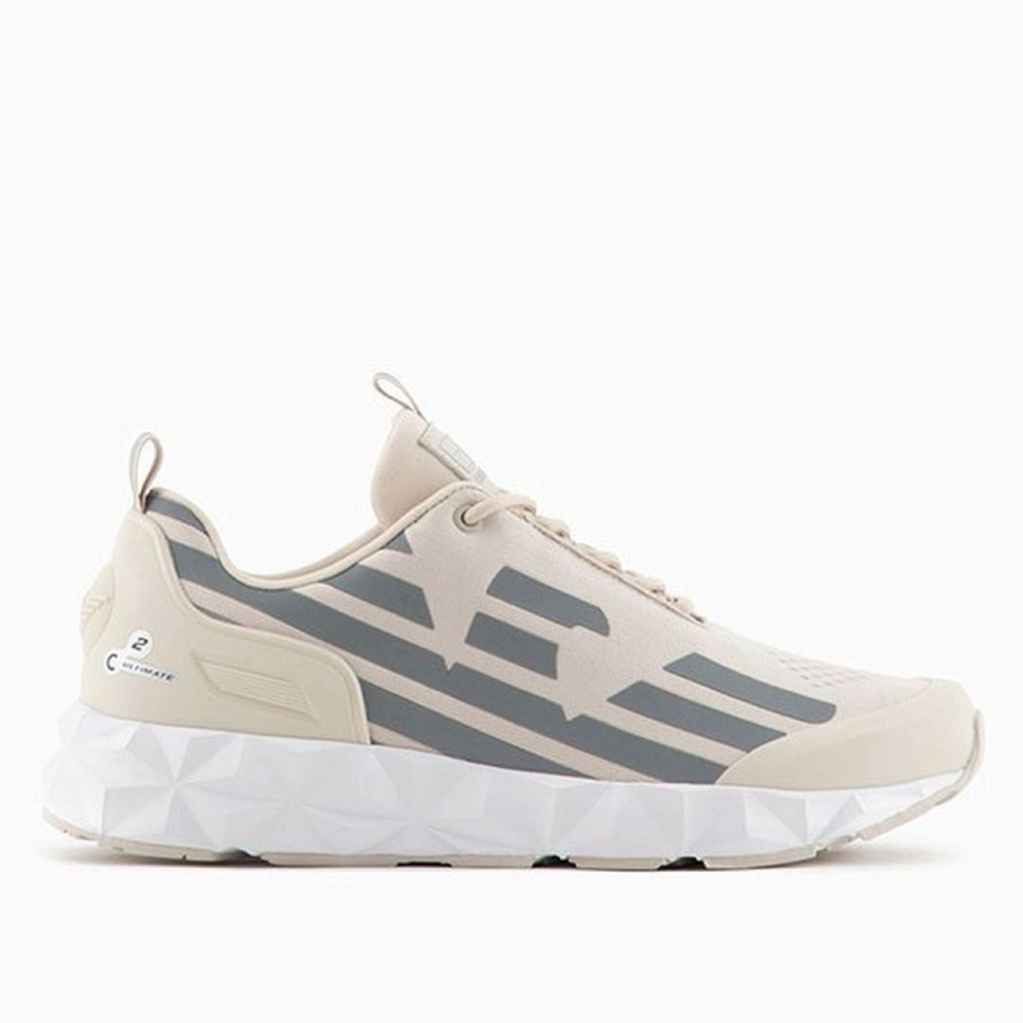 Мъжки маратонки Men’s Ultimate C2 Kombat Sneakers EA7 Emporio Armani
X8X033 XCC52 T558 Lateral View