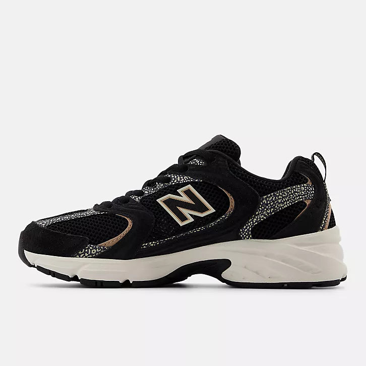 Дамски маратонки New Balance 530 Women Sneakers U530CRB Medial View