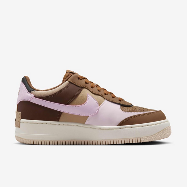 Дамски кецове Nike Air Force 1 Shadow DZ1847-200 (светлокафяво/розово/бежово/черно) Изглед от вътрешната страна