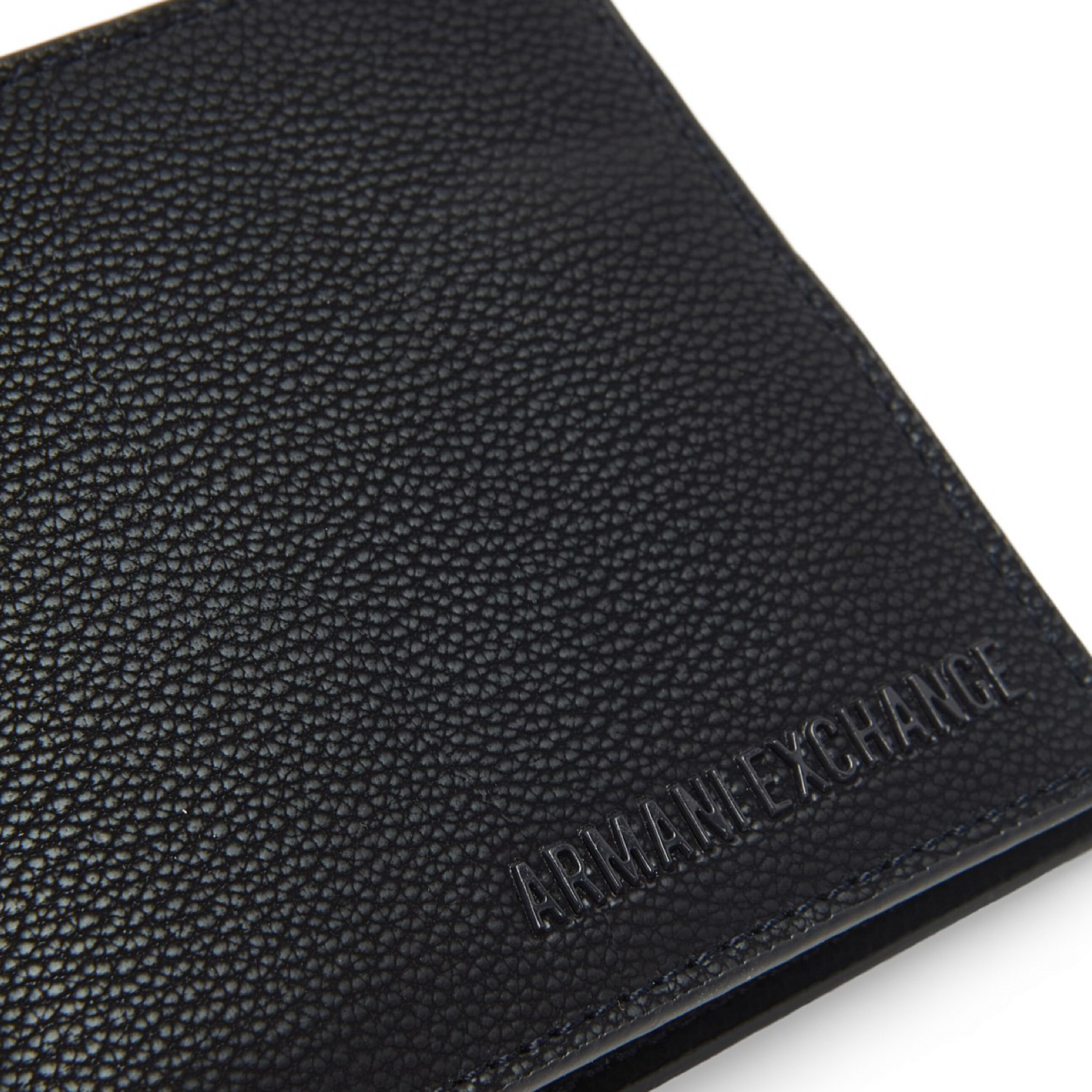 Мъжки портфейл Armani Exchange Men Wallet XM000168 AF17090 UC001 Close-Up