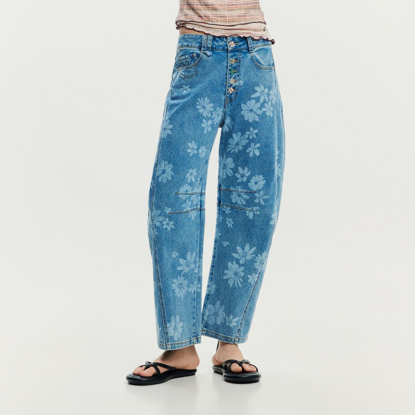 Дамски дънки Desigual Women Jeans 26SWDD06 5053 Front View