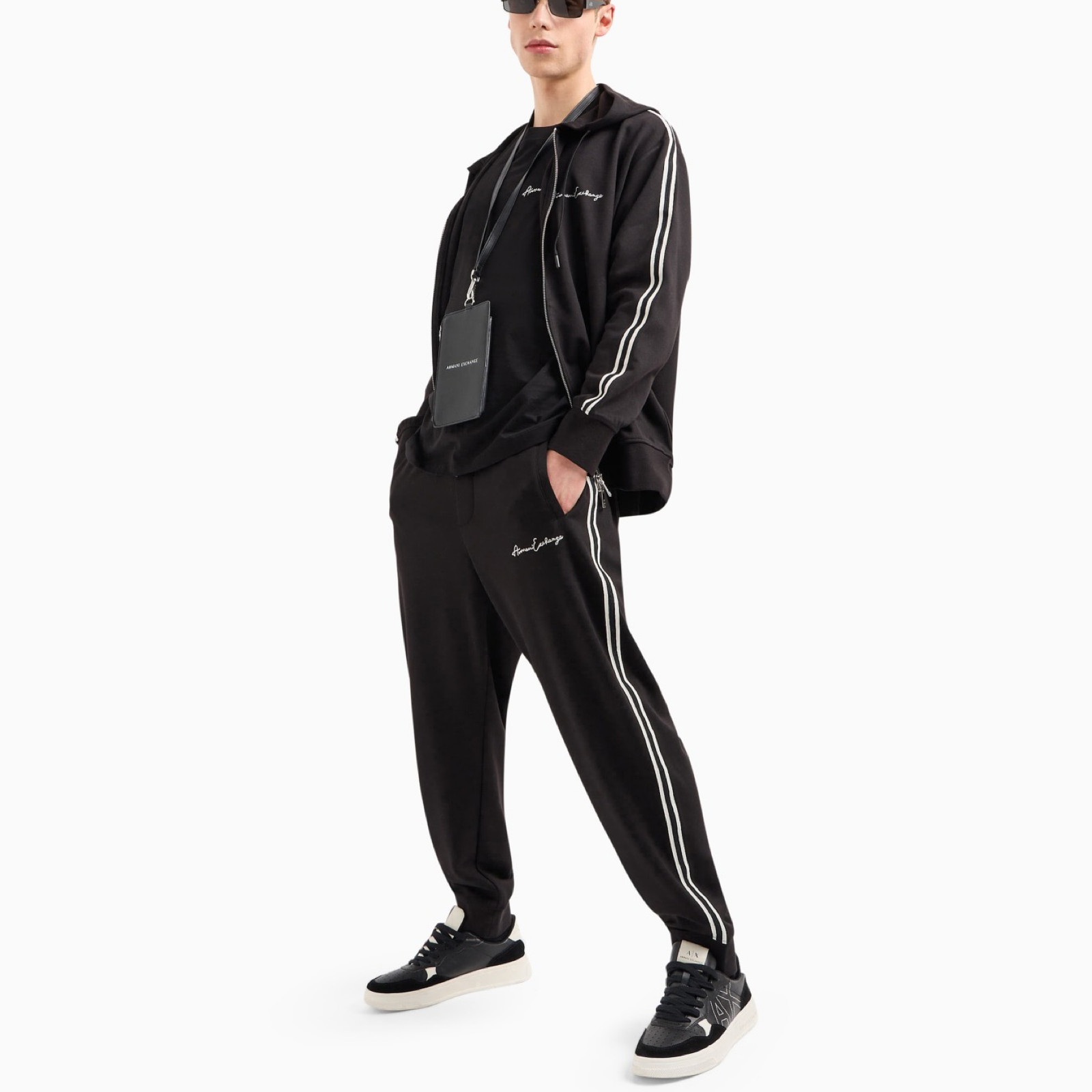 Мъжки черен суичър Armani Exchange Men Sweatshirt 8NZMSH Z9N1Z 1200 Side View