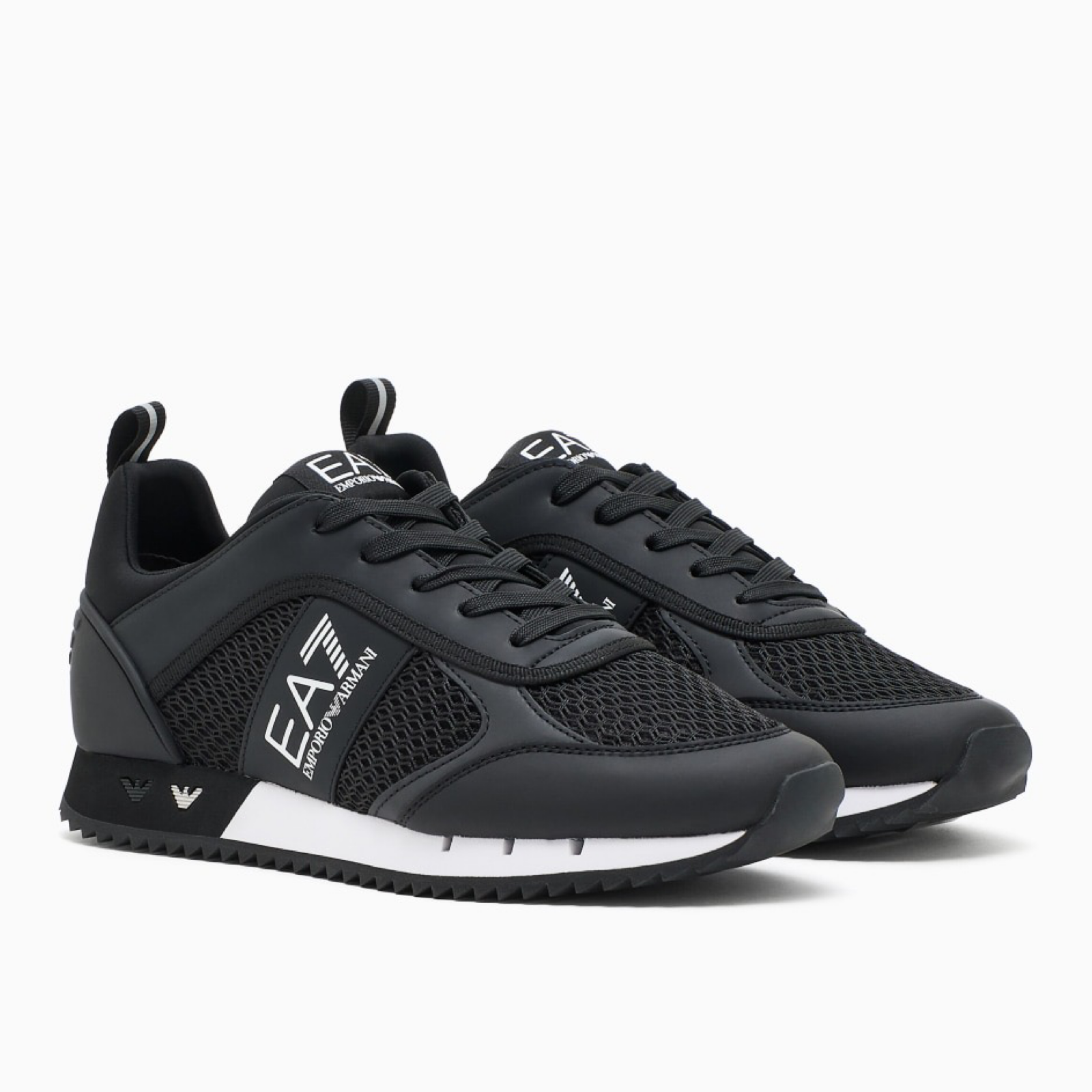 Мъжки черни маратонки EA7 Emporio Armani Men Sneakers 7X000334 AF18610 MC001 Lateral View