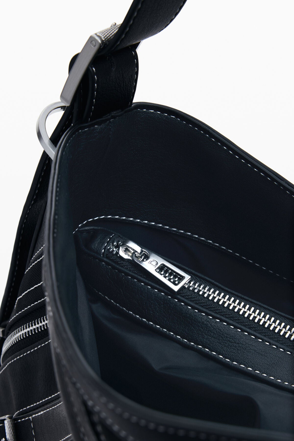 Дамска чанта Women’s shoulder bag Desigual 25WAXP72 2000 zip view