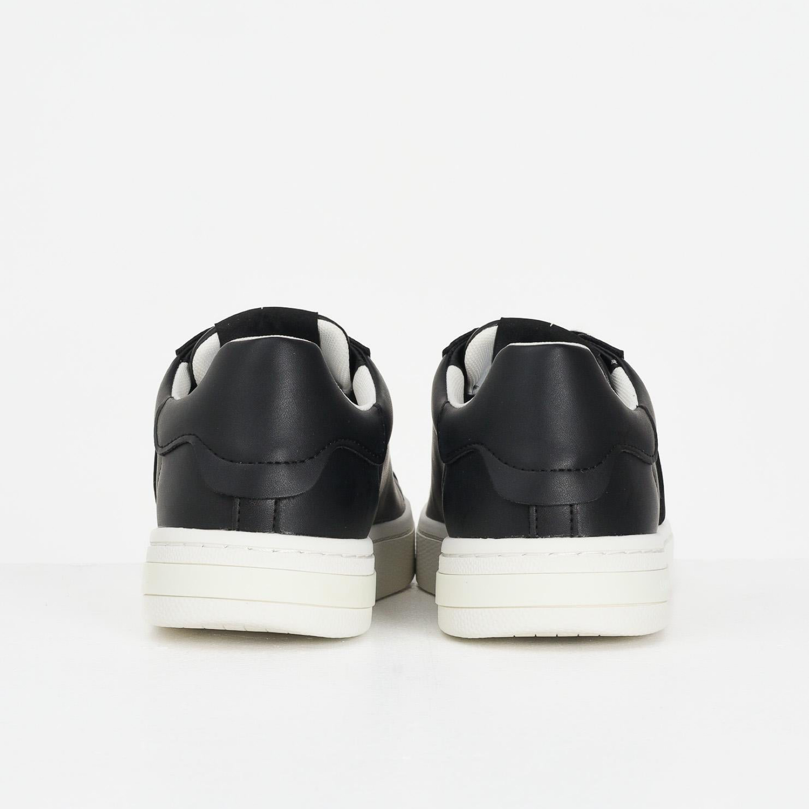 Мъжки кецове Armani Exchange Men Sneakers XM001990 AF17451 Heel View