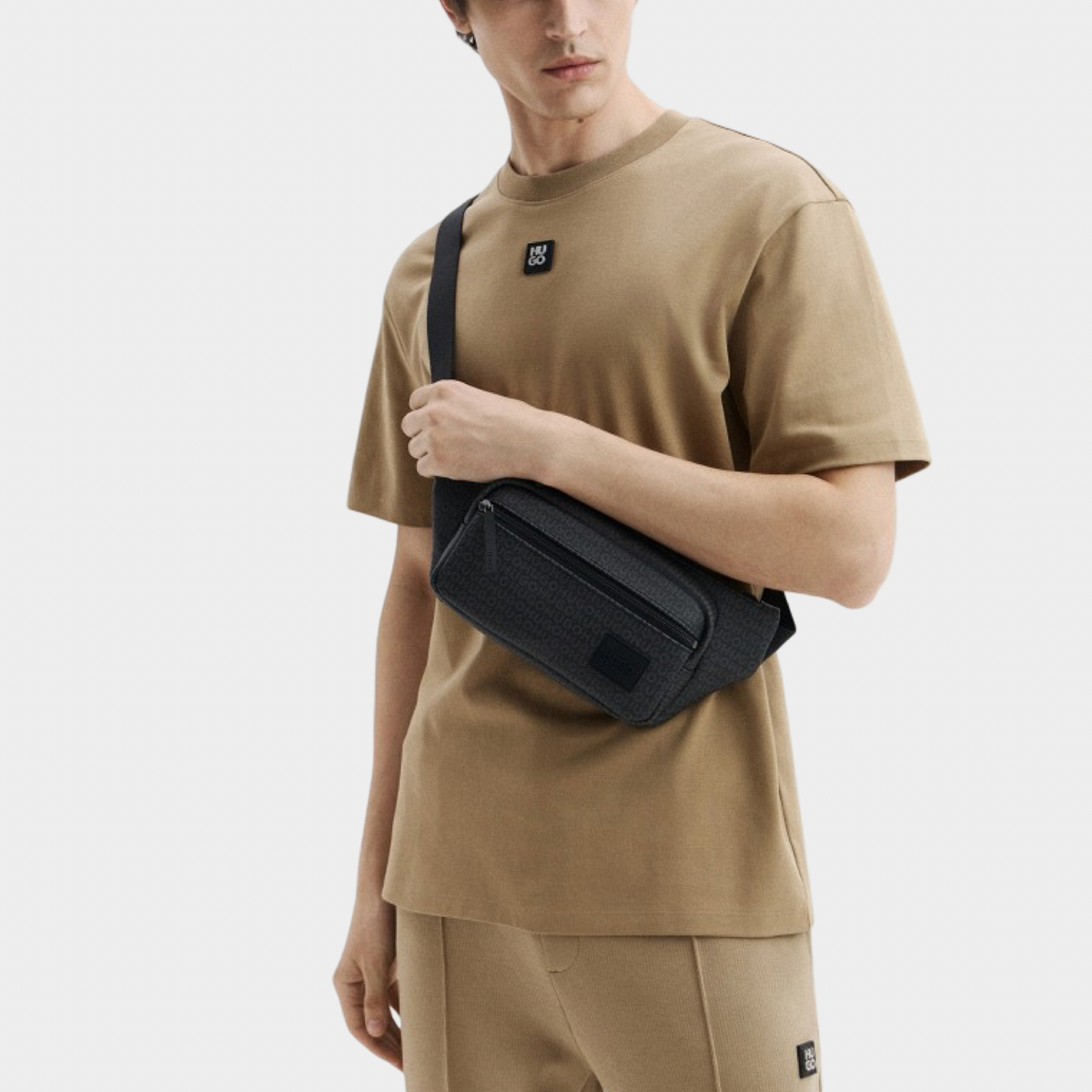 Мъжка чанта Hugo Men Waist Bag Ethon 2.0 50568330 002 Model View
