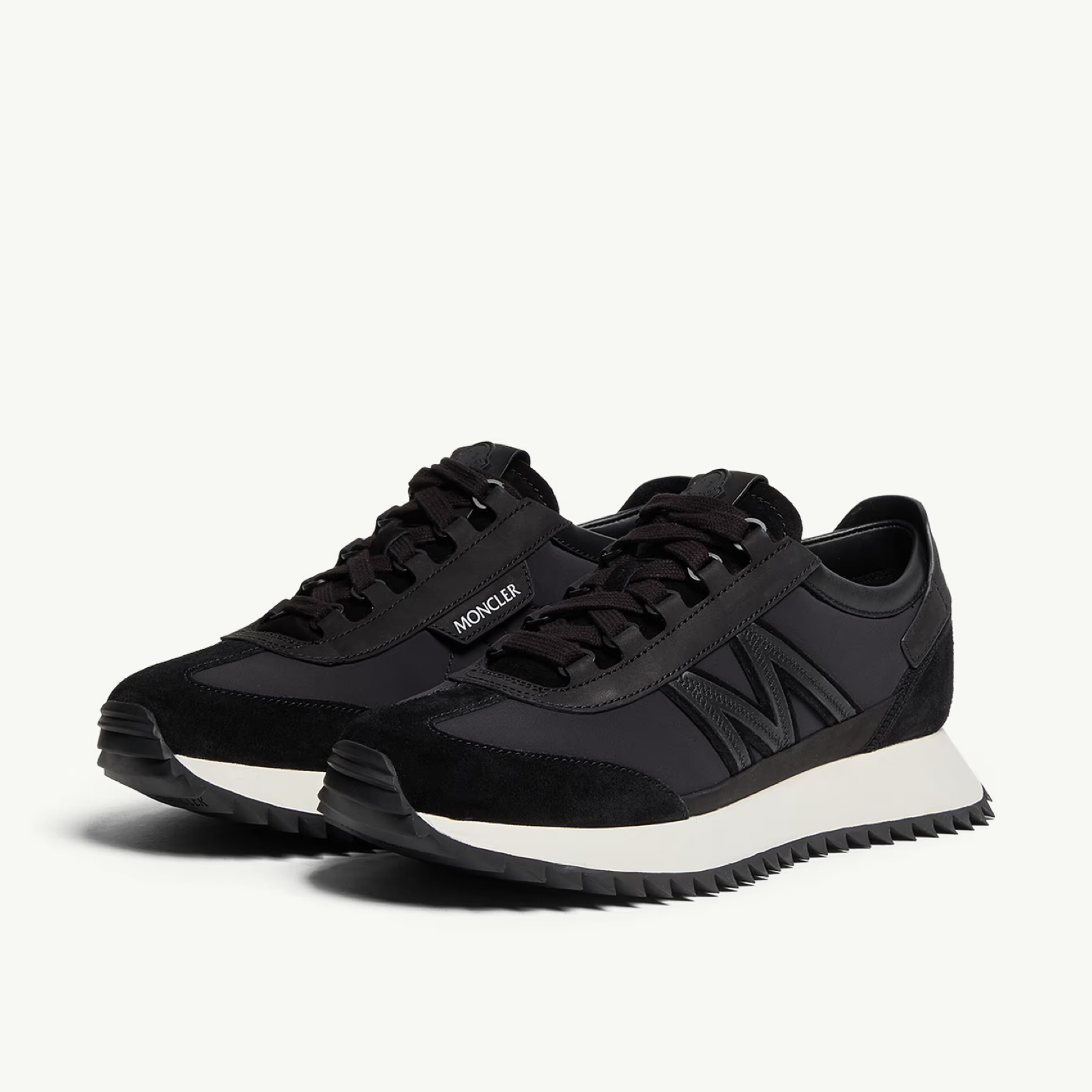 Moncler Pacey2 Men Sneakers K209A4M00210M7280 Lateral View