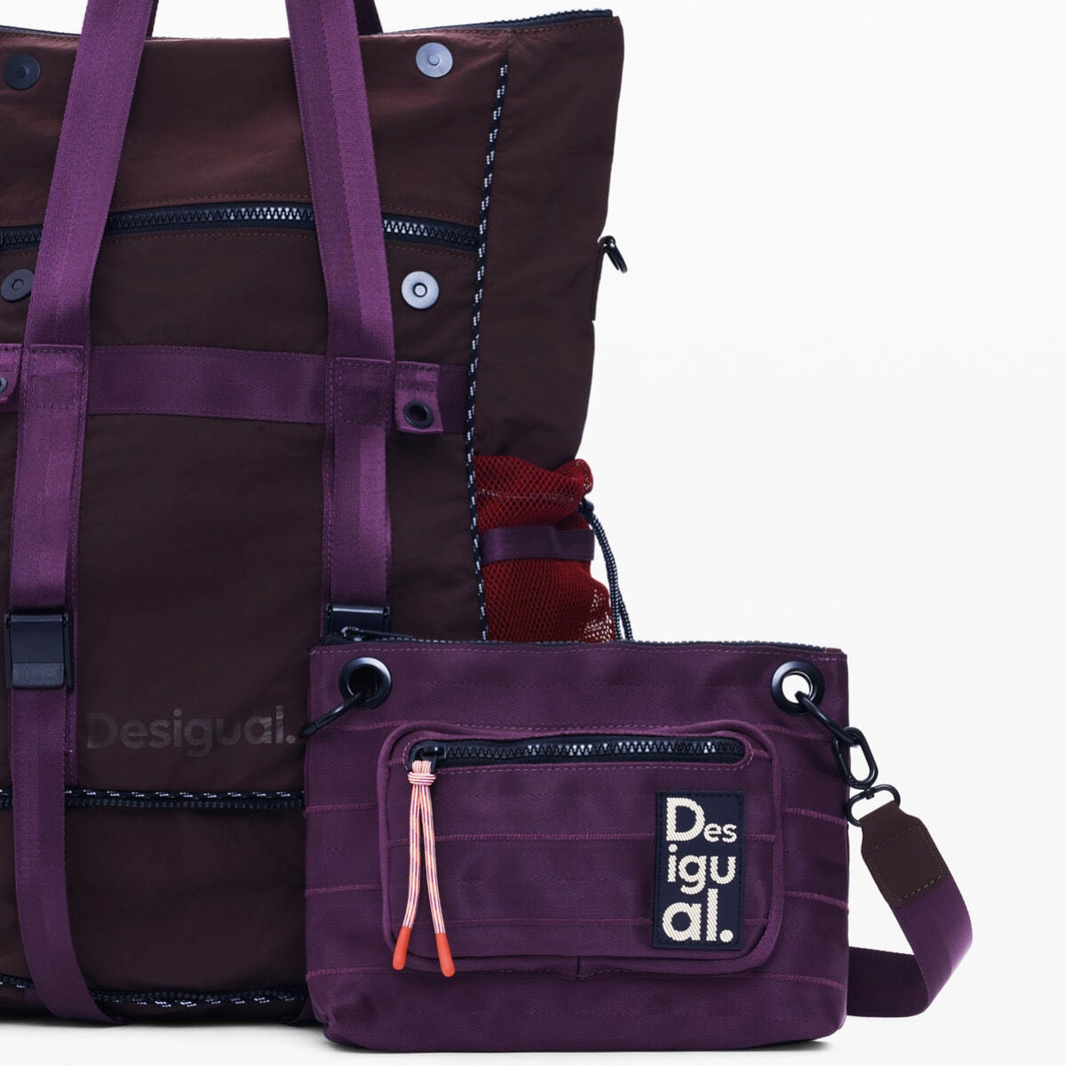 Дамска раница Desigual women’s rucksack 26SAKY13 3004 Close-up 