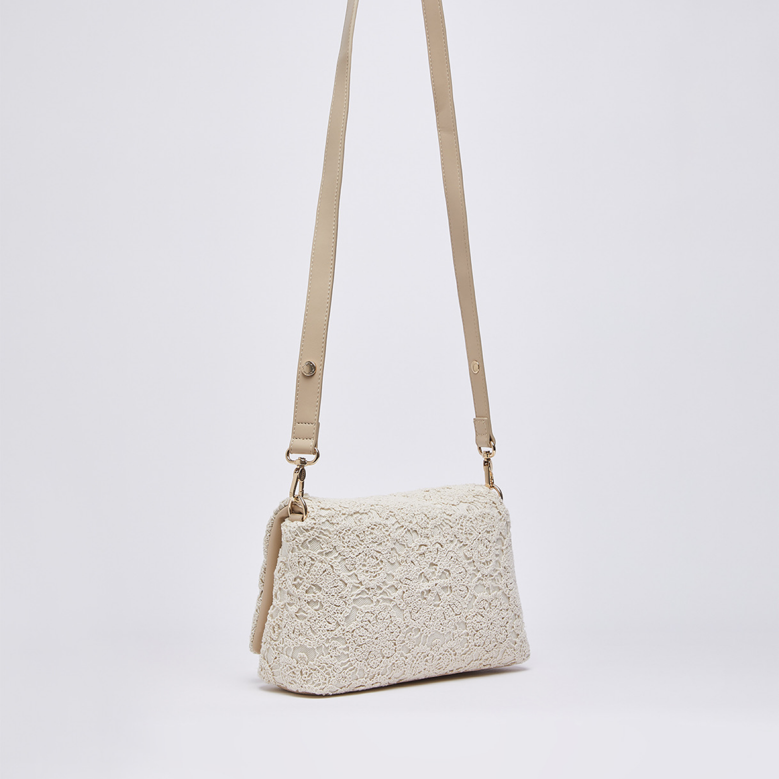 Дамска чанта Liu Jo LaPuffy Shoulder Bag AA6148 J3865 X0459 Inside View