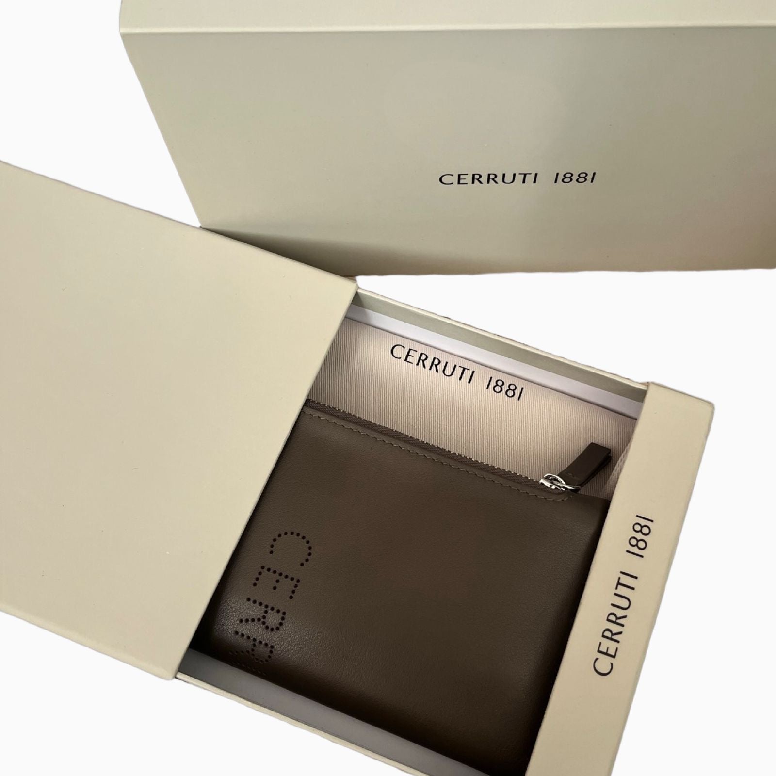 Мъжки клъч портфейл Men's clutch wallet Cerruti 1881 Carson CEMA02695M Brown detail view