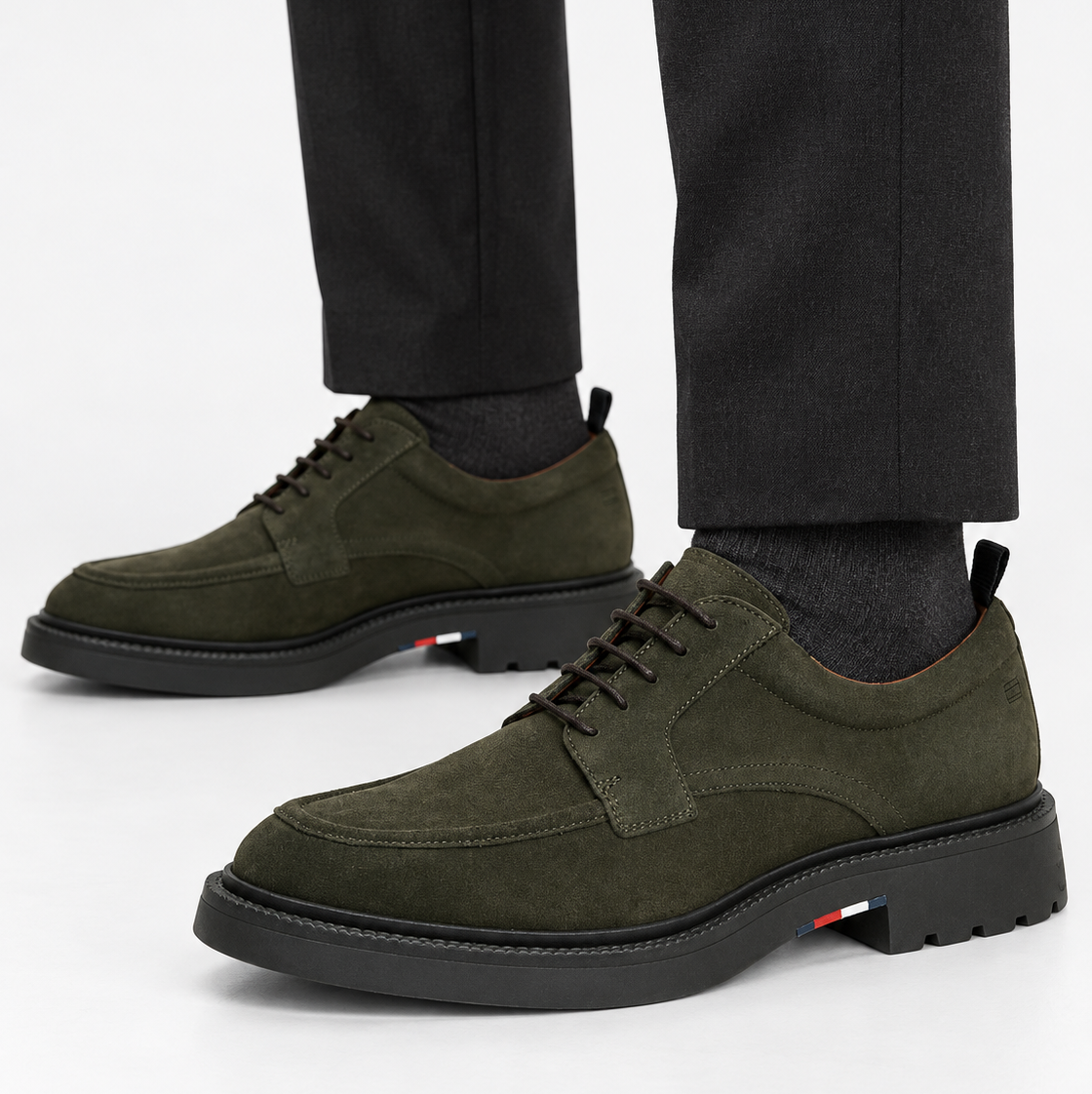 Мъжки обувки Men’s formal shoes Tommy Hilfiger
FM0FM05980 RBN Olive Green