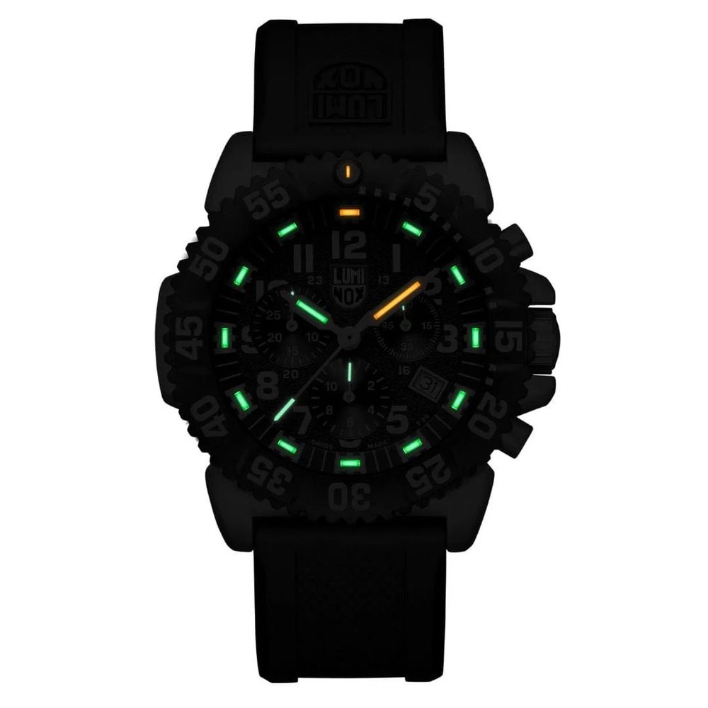 Мъжки часовник Men’s watch Luminox Giant Navy Seal Colormark Chronograph CARBONOX™ XS3181F night view