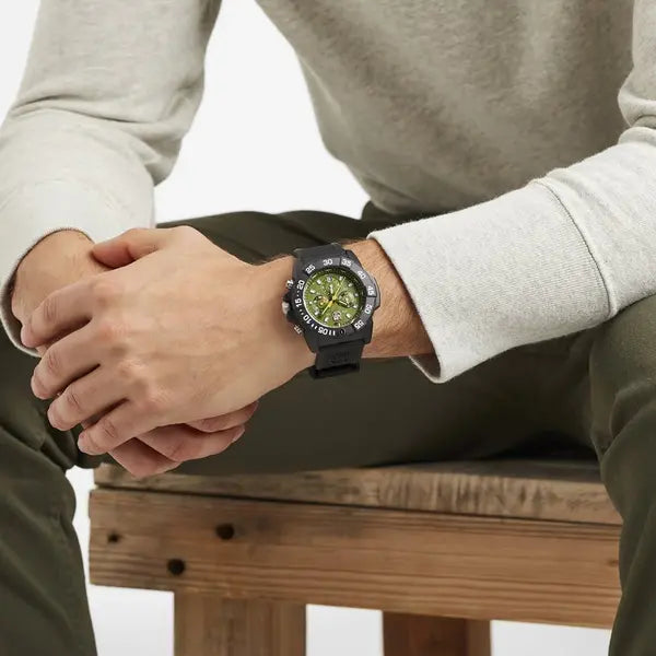 Мъжки часовник Men’s watch Luminox Navy Seal Chronograph XS3597 Black lifestyle view