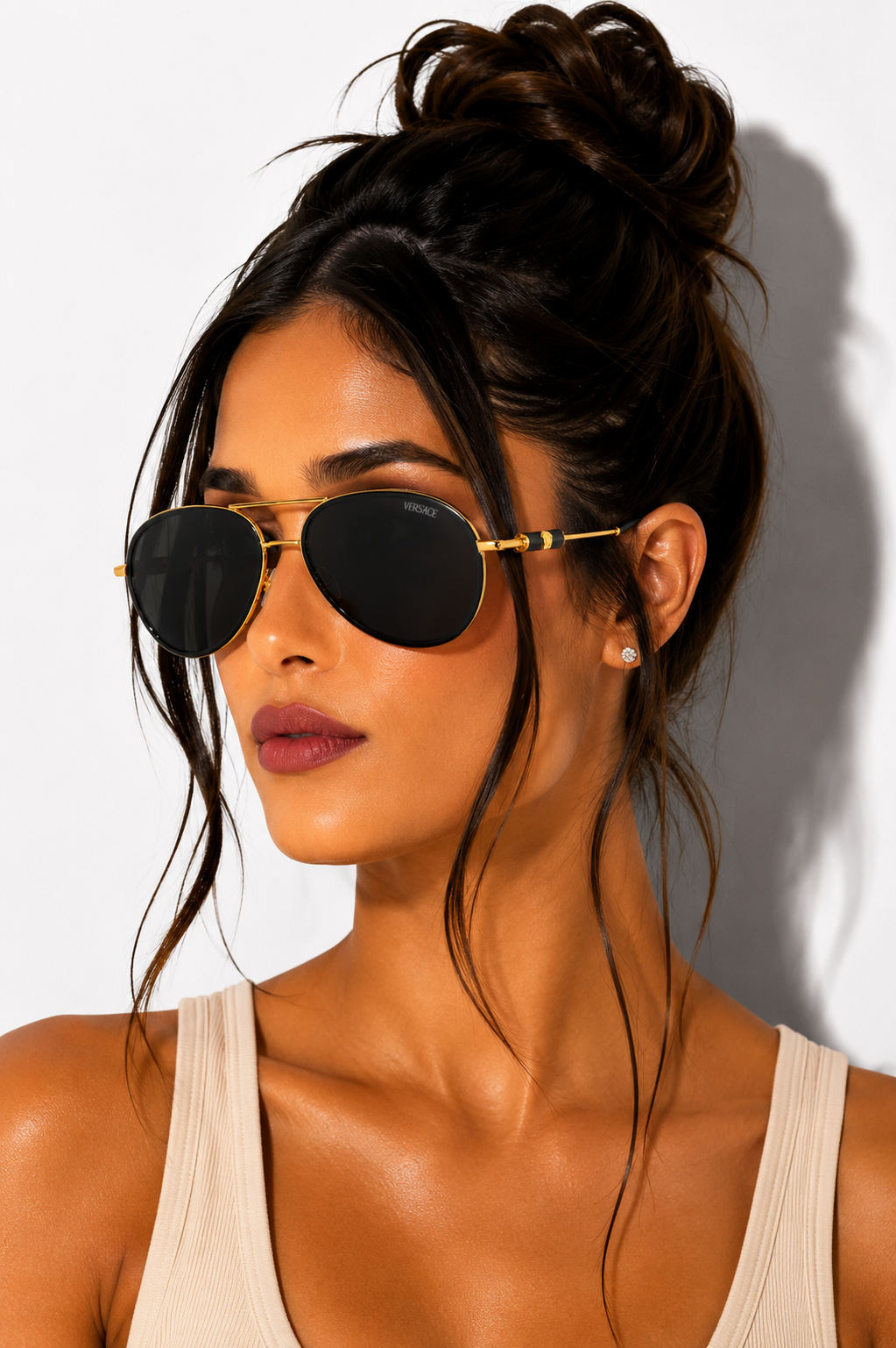 Слънчеви очила Unisex sunglasses VERSACE
VE2260-100287 Black lifestyle view 2