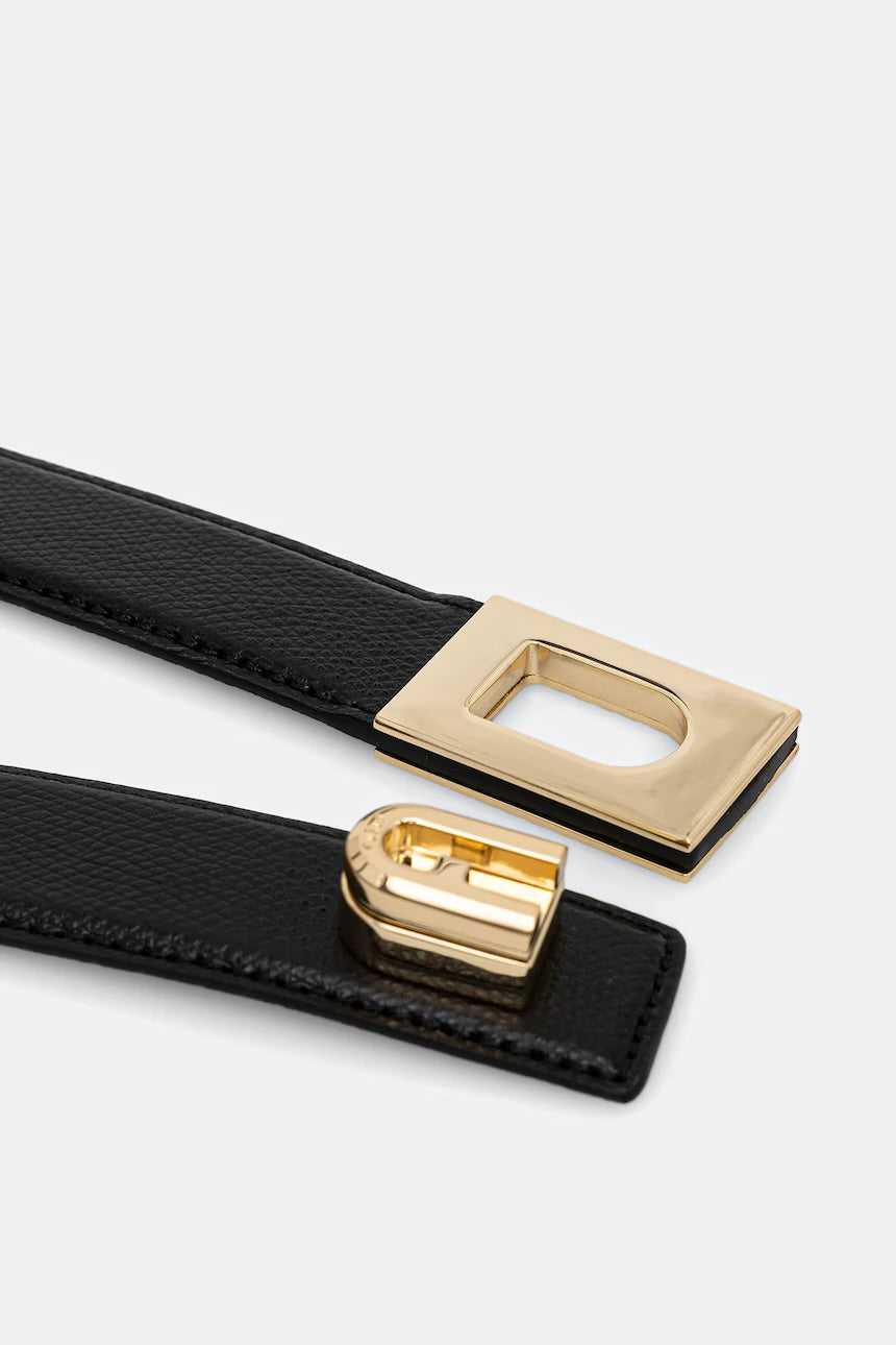 Women’s adjustable belt Furla 1927
WC00065_ARE000_1007_O6000 Black detail view
