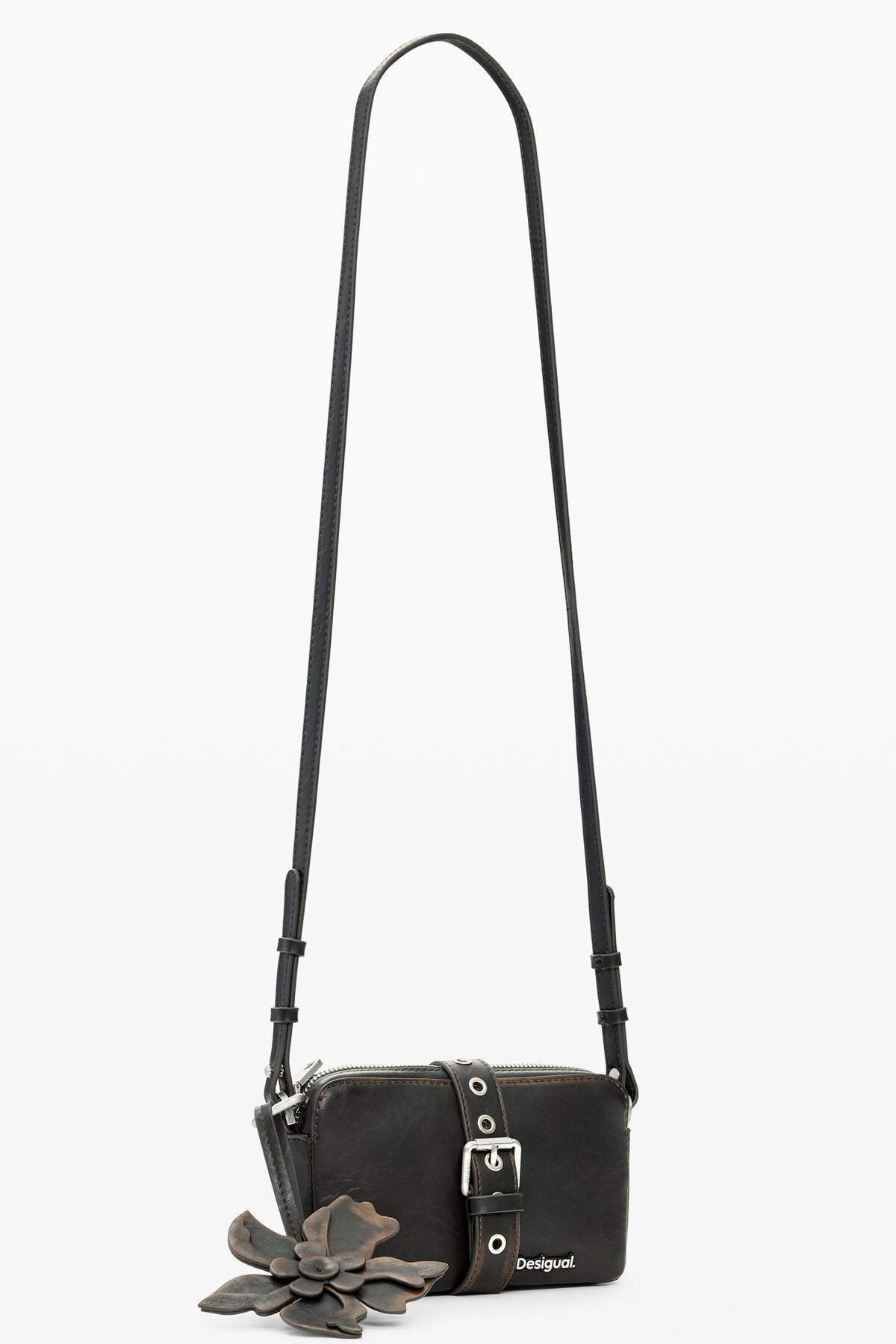 Дамска чанта Women’s crossbody bag Desigual
26SAYP08 6009 Brown angled view