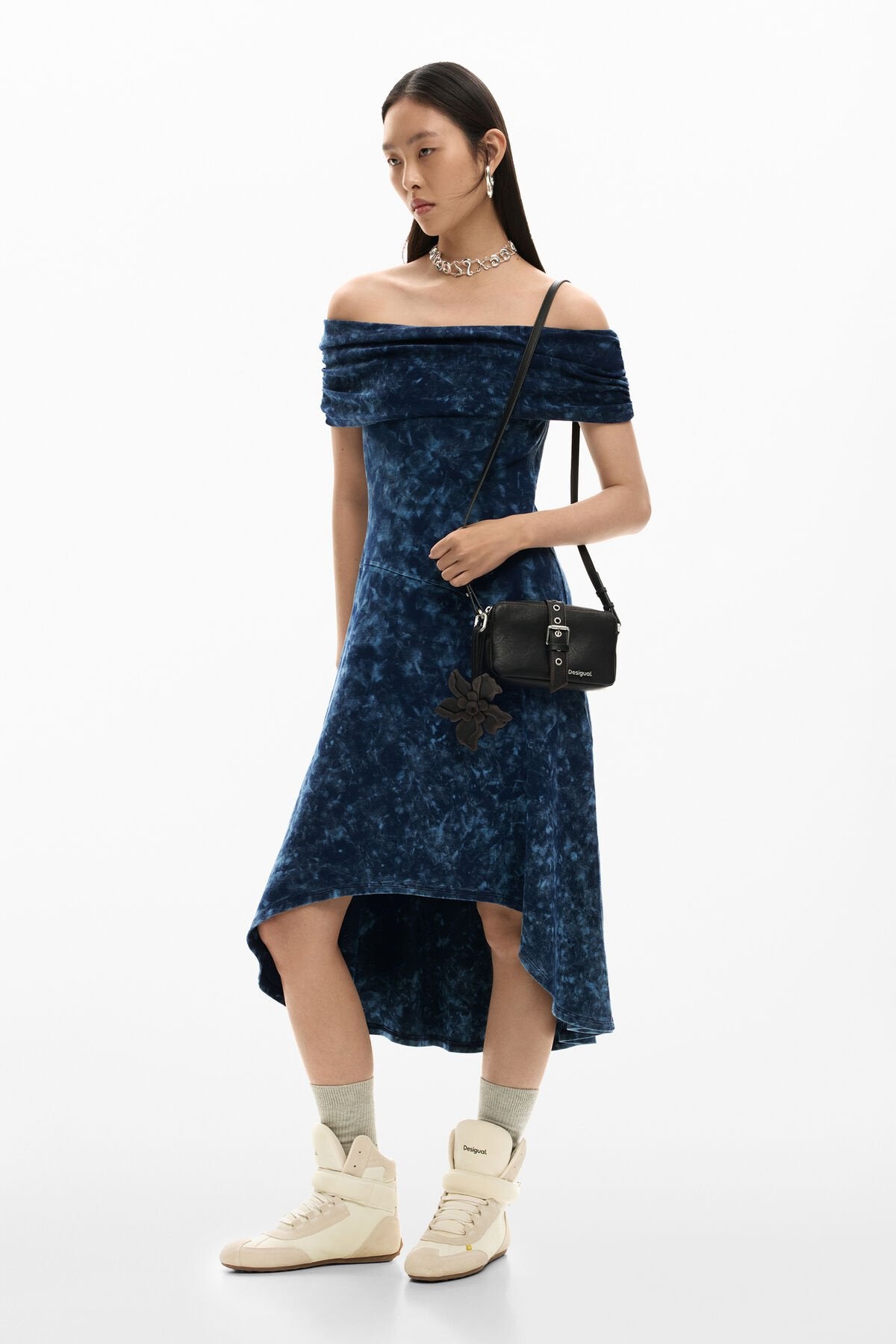 Дамска чанта Women’s crossbody bag Desigual
26SAYP08 6009 Brown head to toe view