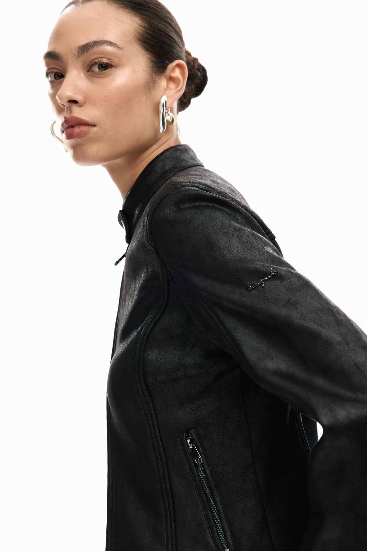 Дамско кожено яке Women’s leather jacket Desigual 26SWEW102000 Black side view 2