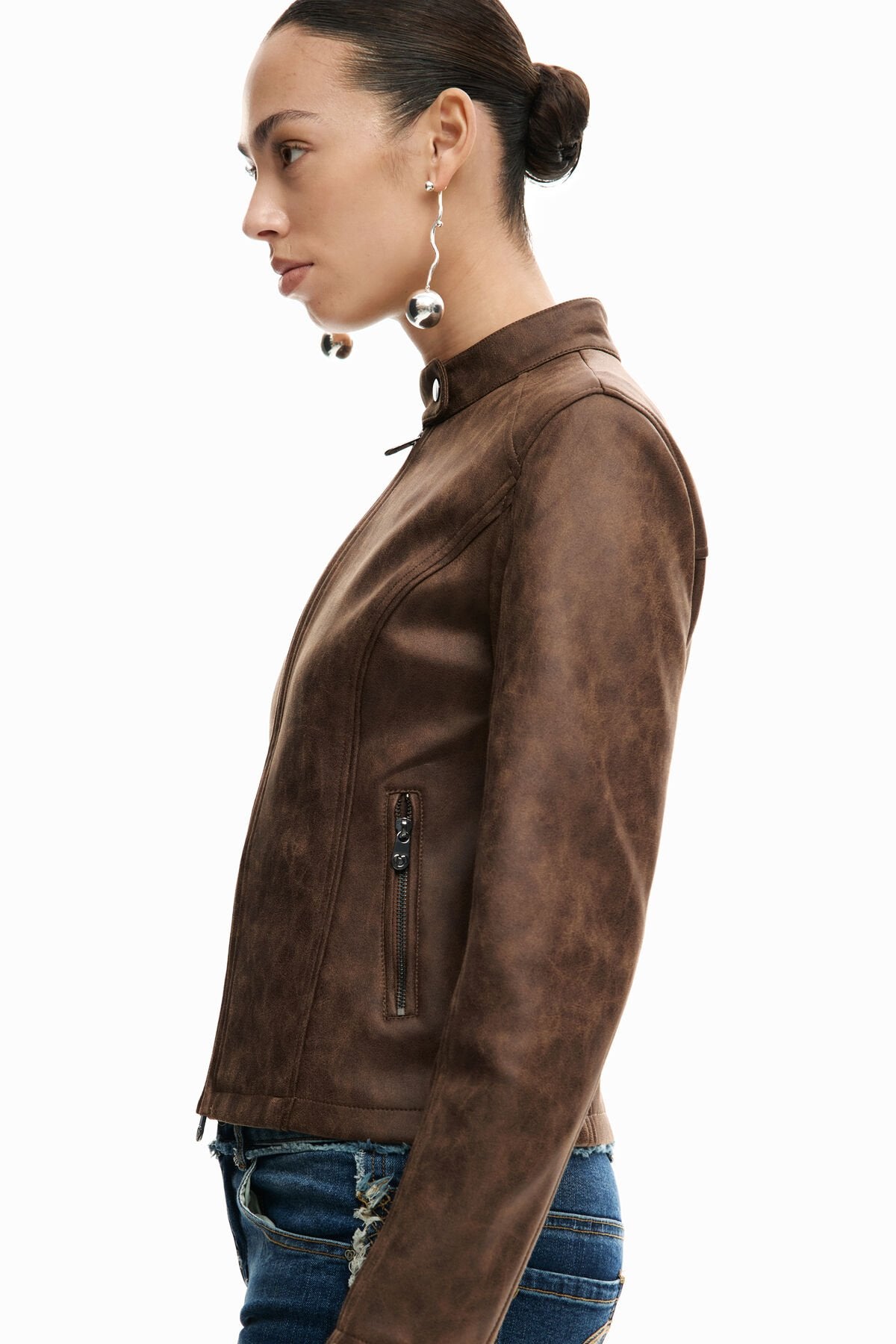 Дамско кожено яке Women’s leather jacket Desigual 26SWEW106029 Brown side view