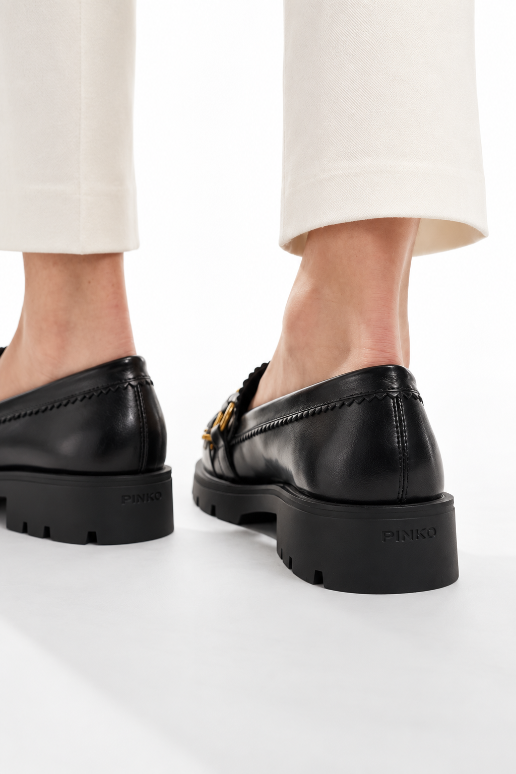 Дамски лоуфъри Women’s loafers Pinko Nora
SD0681P185Z99 Black lifestyle view