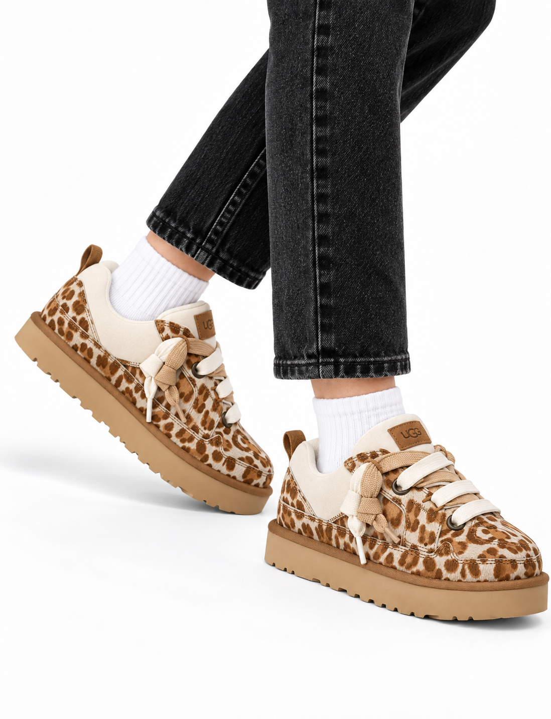 Дамски кецове Women’s sneakers UGG
 Lo Lowmel Plains SKU: 1181071 lifestyle view