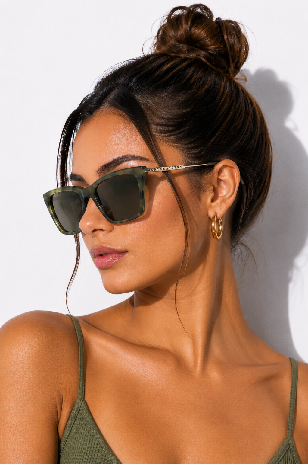 Дамски слънчеви очила Women’s sunglasses DKNY DK709S 305 Green Havana lifestyle view