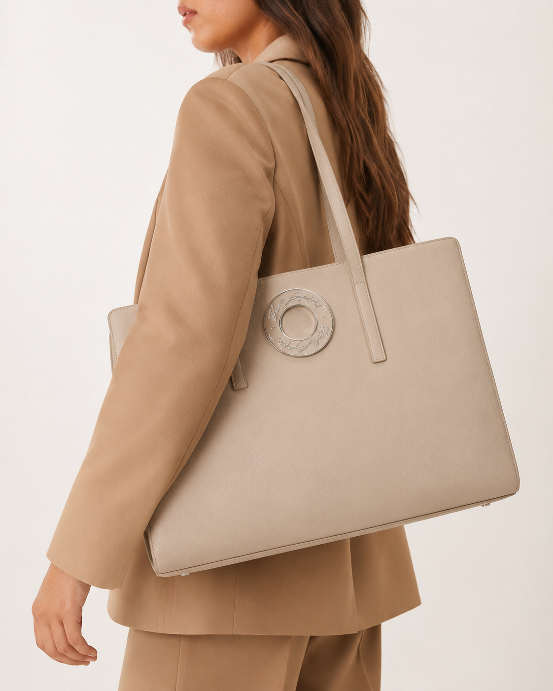 Дамска чанта Women’s tote bag Karl Lagerfeld K/Luna AWW300021JS Beige lifestyle view
