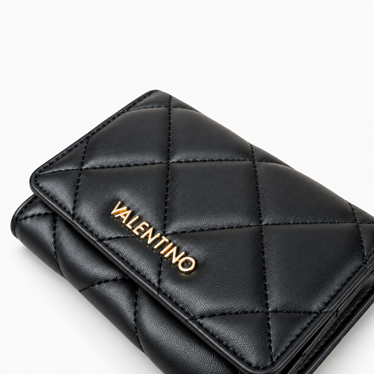 Women's wallet Valentino by Mario
VPS3KK43R OCARINA Black angled view