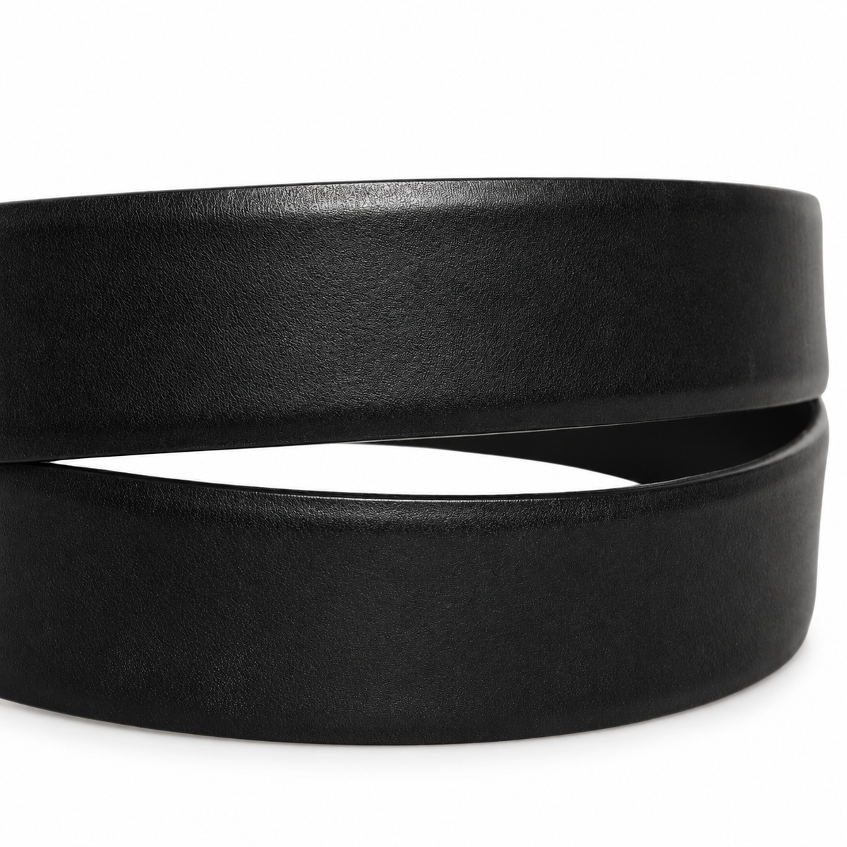 Men's belt Dolce & Gabbana SKU: BC4537 AW844 80999 leather texture close-up