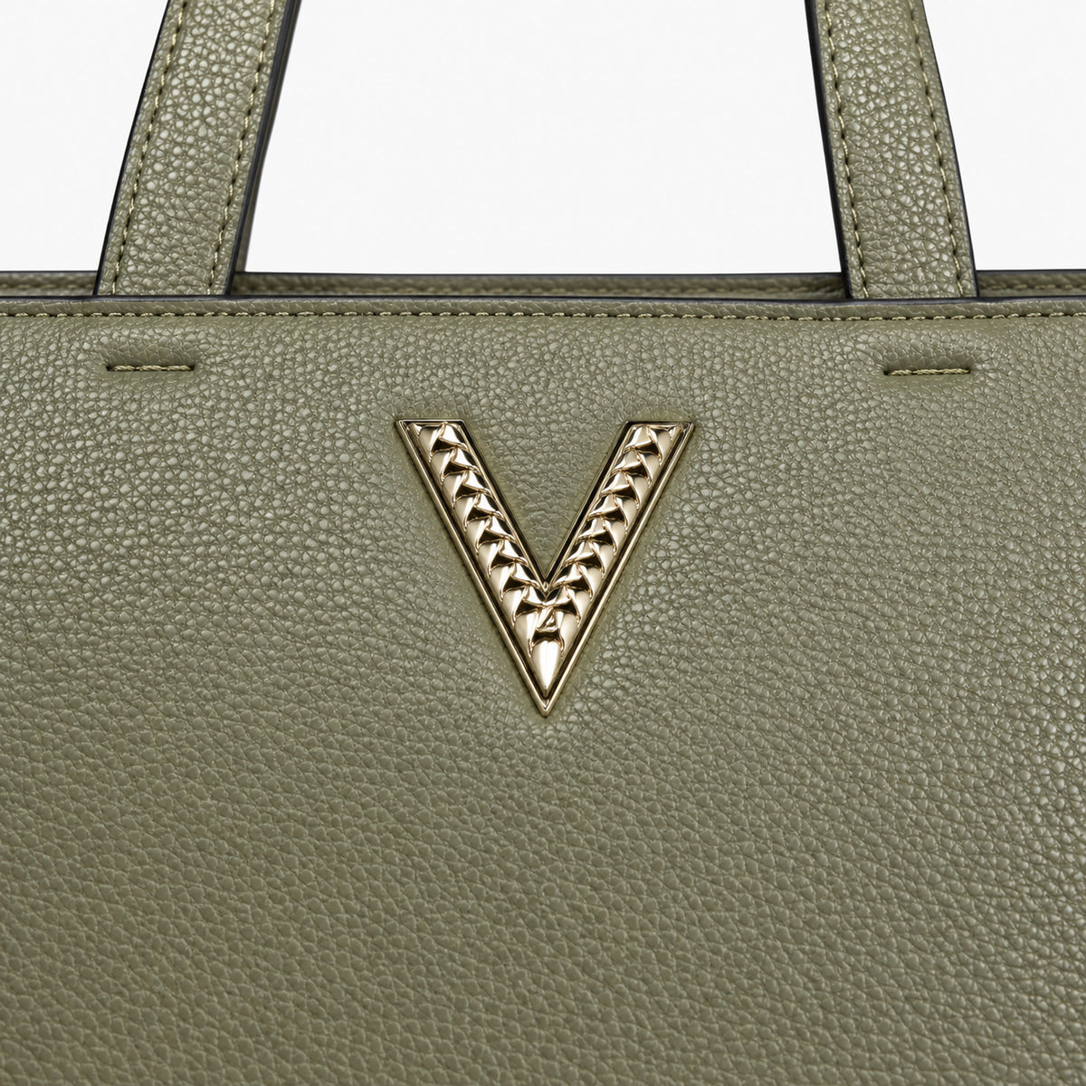 Women's shopping bag Mario Valentino Oregon Re VBS7GA01 logo and texture detail view