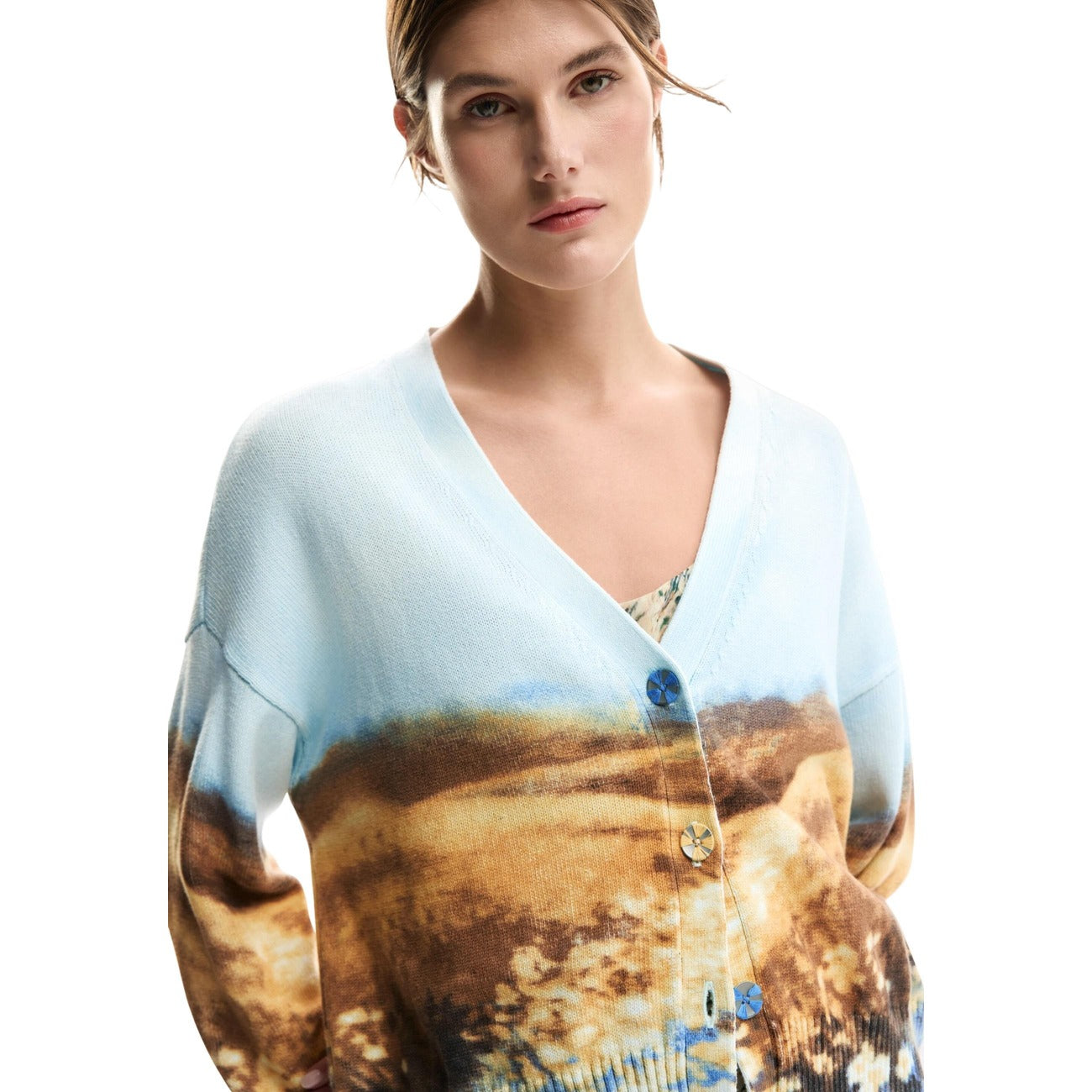 Дамска жилетка Desigual women’s cardigan  26SWJF18 5004 Close-up 