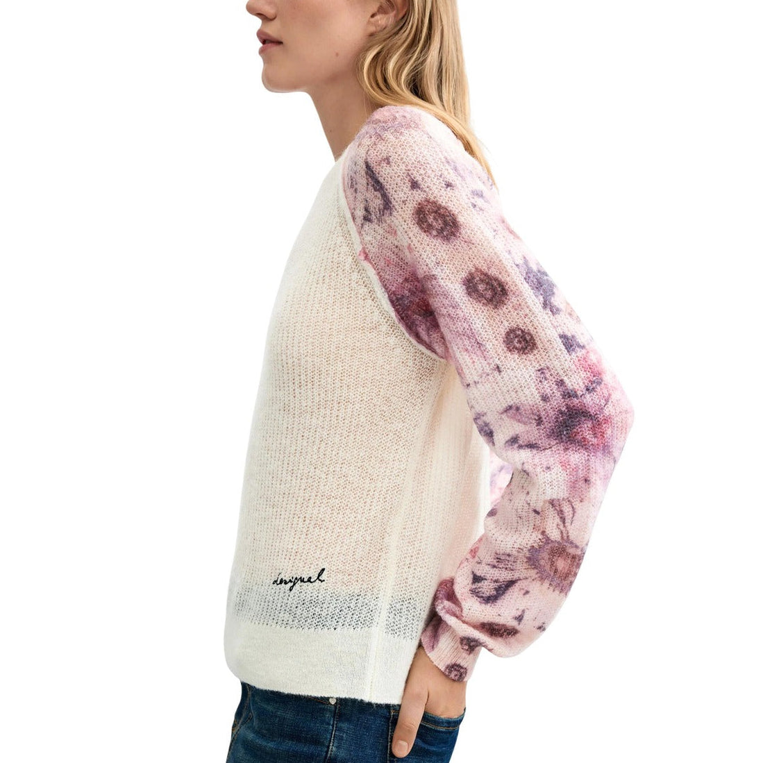 Дамски пуловер Desigual women’s sweater 26WWJF19 1001 Side view 